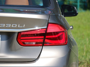 2018330Li xDriveAb β