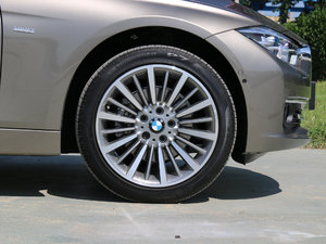 2018330Li xDriveAb ^