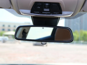 2018330Li xDriveAb ܇(ni)ҕR