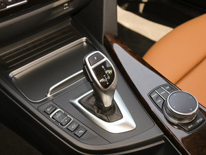 2018330Li xDriveAb QU