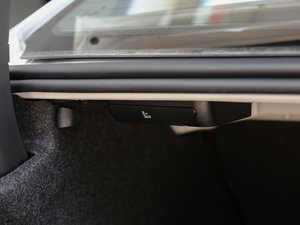 2018320Li I(lng)M\(yn)(dng)b g