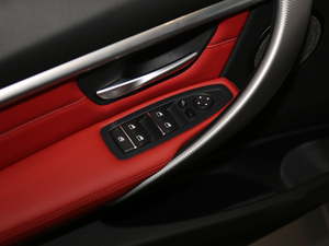 2018330i M\ҹ {܇ƅ^	