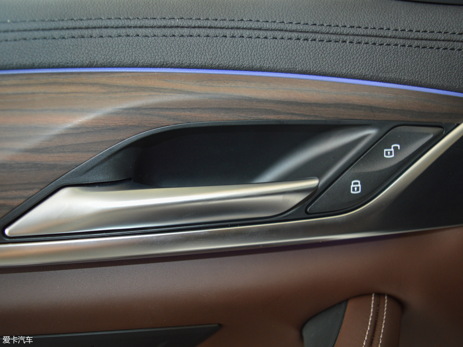 2018R5ϵԴ 530Le Ab