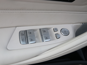 2018530Le Ab {܇ƅ^(q)	