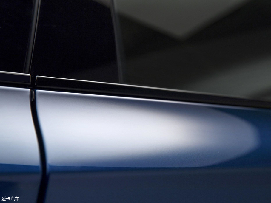 2018RX3 xDrive 30i M\b