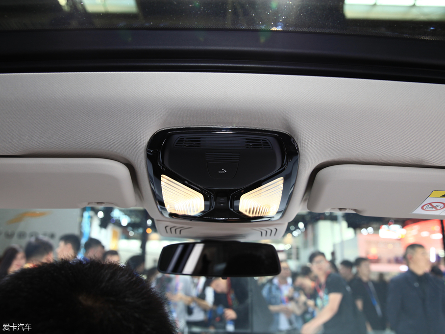 2018RX3 xDrive 25i Ab