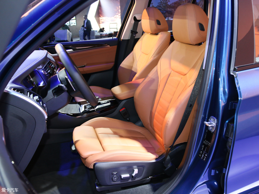 2018RX3 xDrive 30i M\(yn)(dng)b