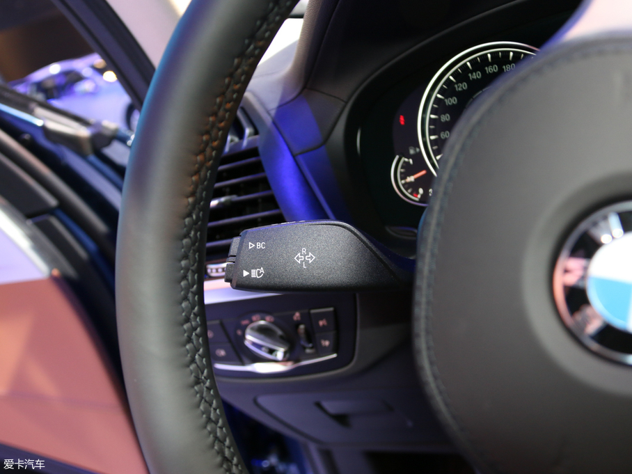 2018RX3 xDrive 30i M\(yn)(dng)b