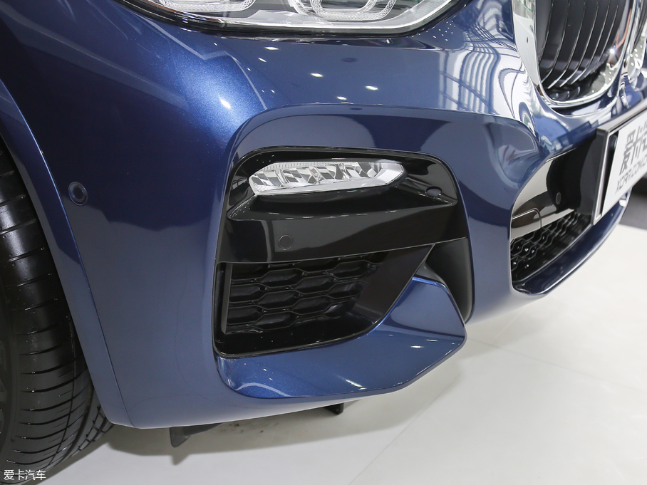 2018RX3 xDrive 30i I(lng)M\b