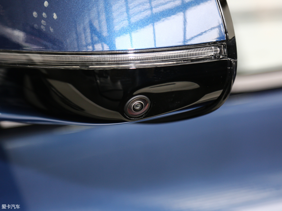 2018RX3 xDrive 30i IM\b