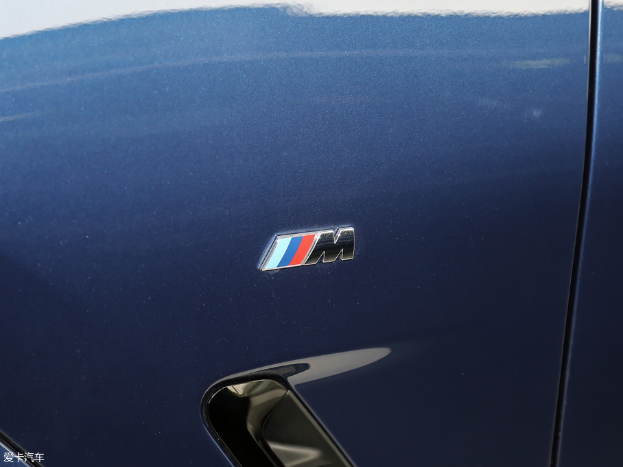 2018RX3 xDrive 30i IM\b