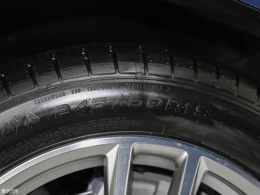 2018RX3 xDrive 30i IM\b