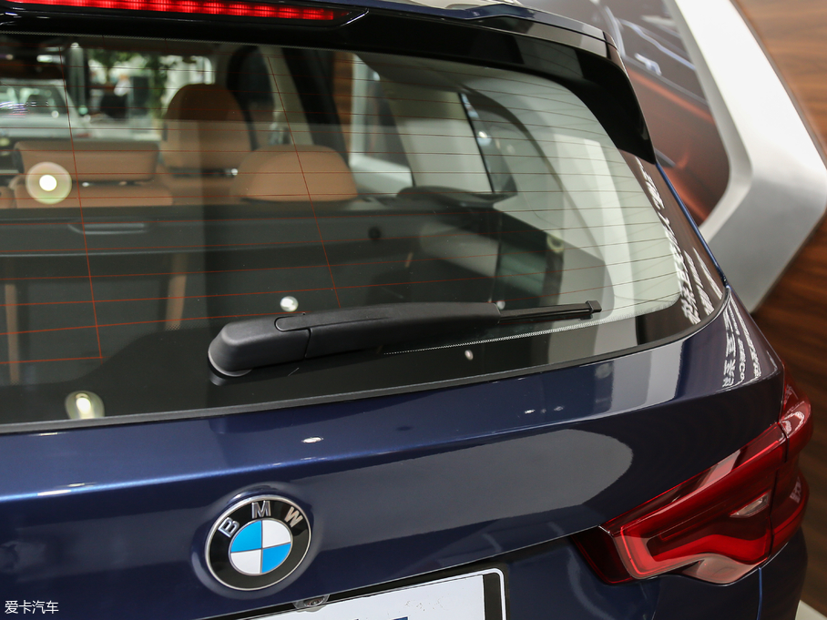 2018RX3 xDrive 30i IM\b