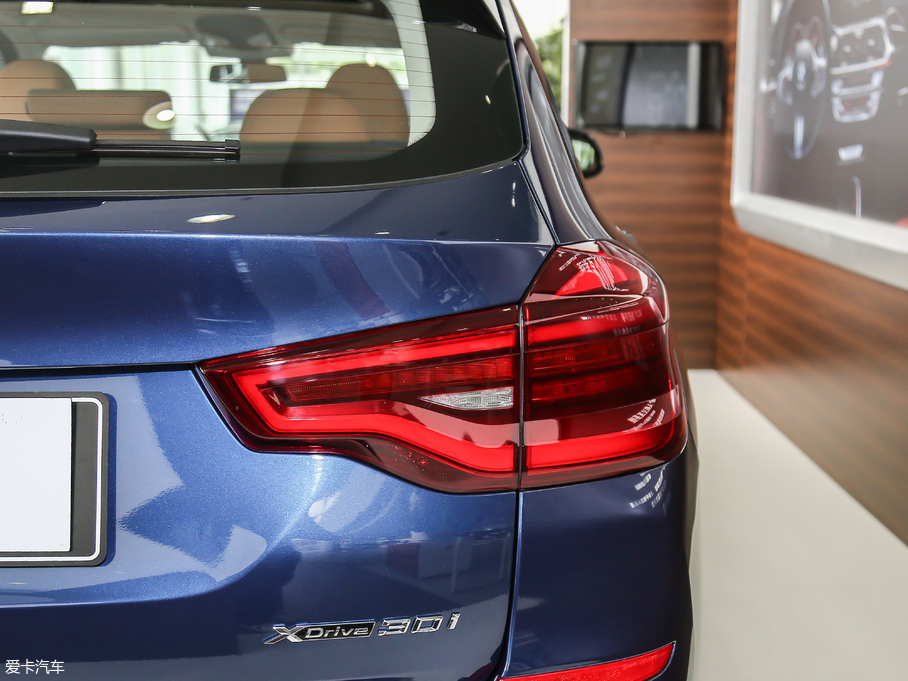 2018RX3 xDrive 30i I(lng)M\b