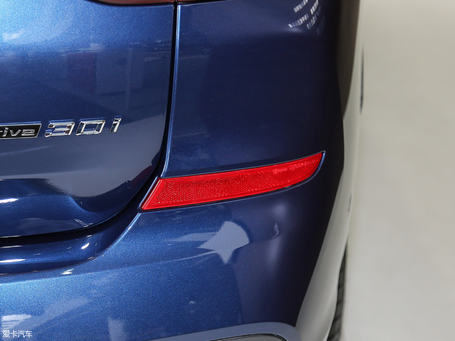 2018RX3 xDrive 30i I(lng)M\(yn)(dng)b