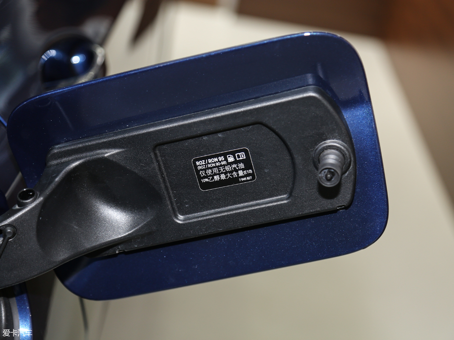 2018RX3 xDrive 30i IM\b