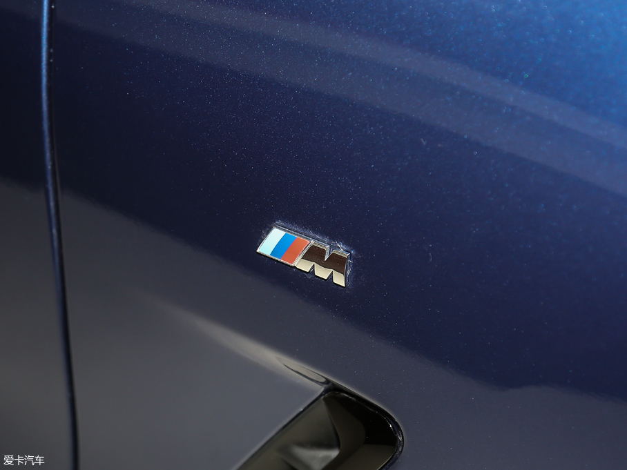 2018RX3 xDrive 30i IM\b