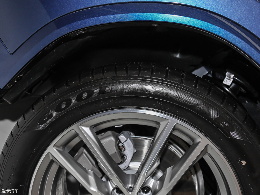 2018RX3 xDrive 30i I(lng)M\(yn)(dng)b