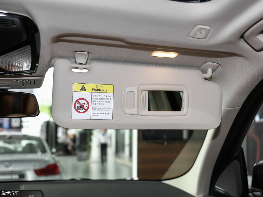 2018RX3 xDrive 30i IM\b