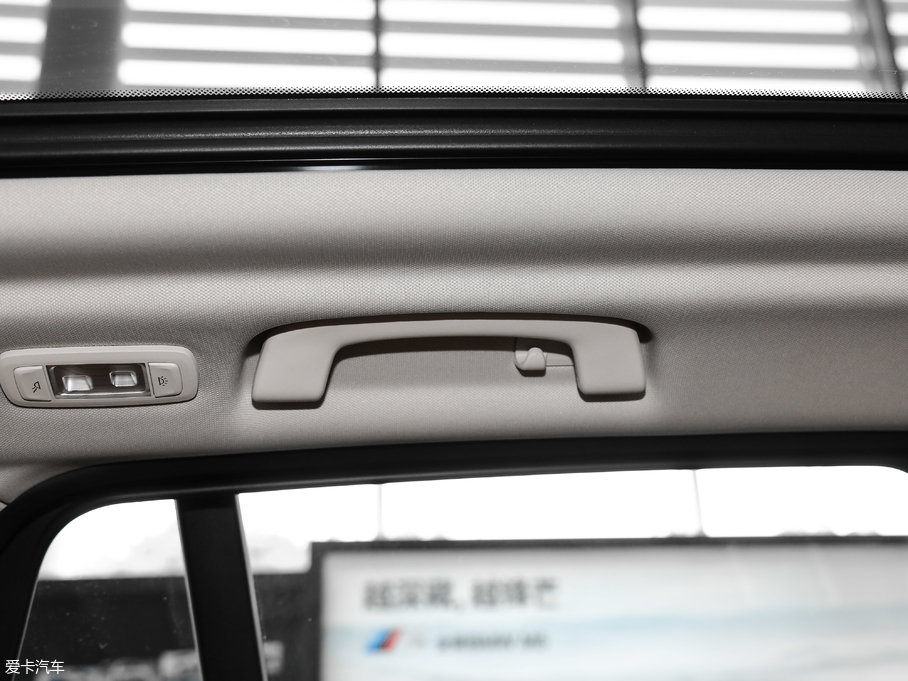 2018RX3 xDrive 30i I(lng)M\(yn)(dng)b