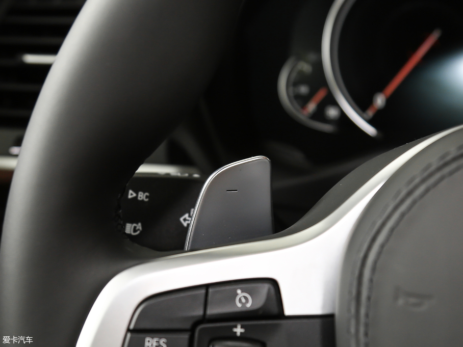 2018RX3 xDrive 30i I(lng)M\b