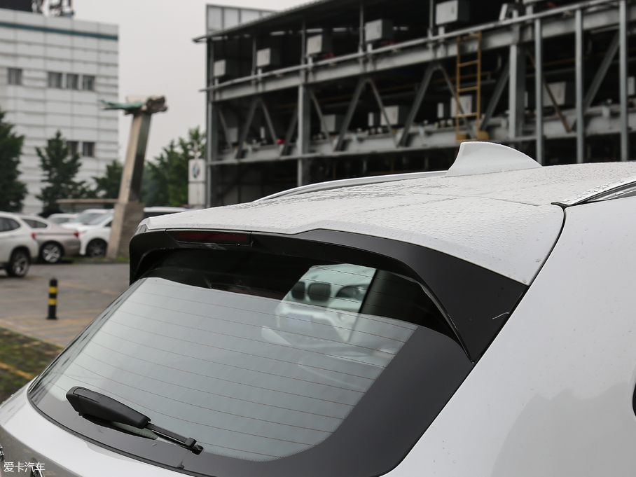 2018RX3 xDrive 30i IM\b