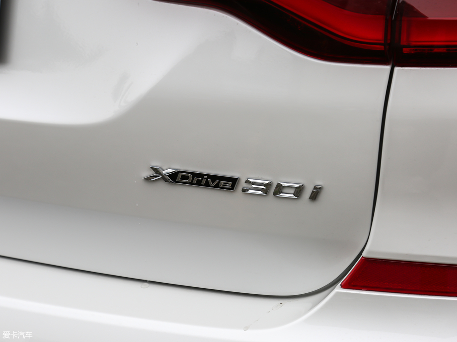 2018RX3 xDrive 30i I(lng)M\(yn)(dng)b