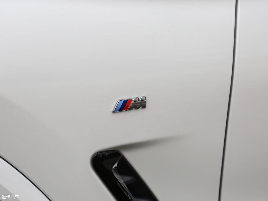 2018RX3 xDrive 30i IM\b