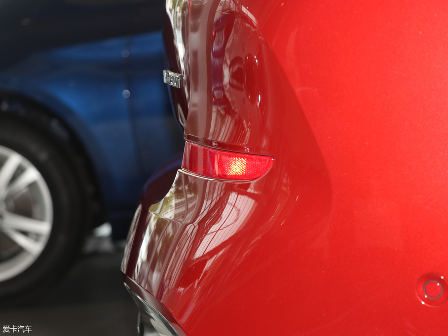 2018RX3 xDrive 30i IM\b