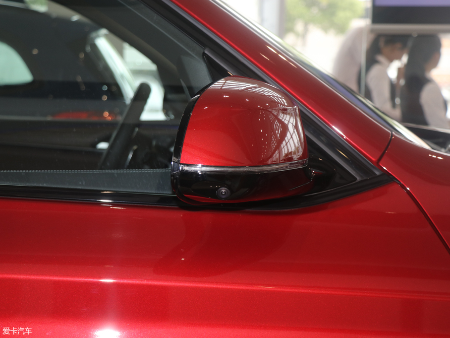 2018RX3 xDrive 30i I(lng)M\(yn)(dng)b