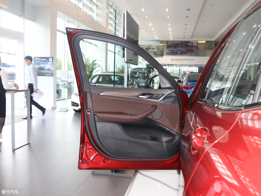 2018RX3 xDrive 30i I(lng)M\b