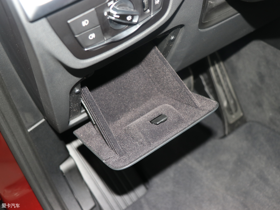 2018RX3 xDrive 30i I(lng)M\(yn)(dng)b