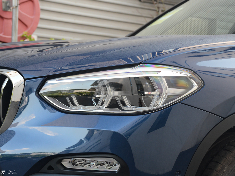 2018RX3 xDrive 25i Ab