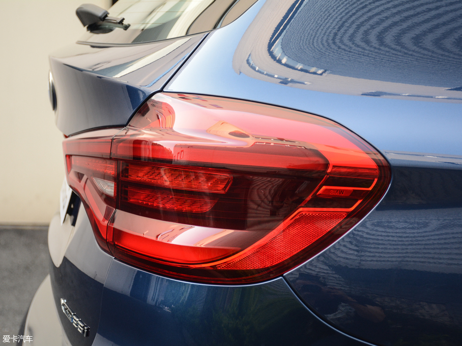 2018RX3 xDrive 25i Ab