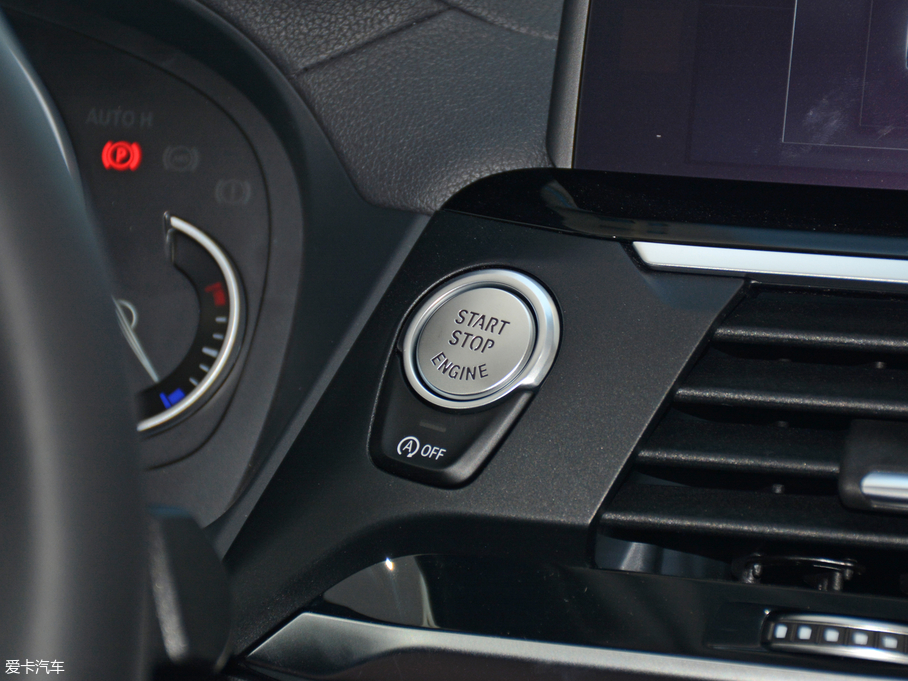 2018RX3 xDrive 25i Ab