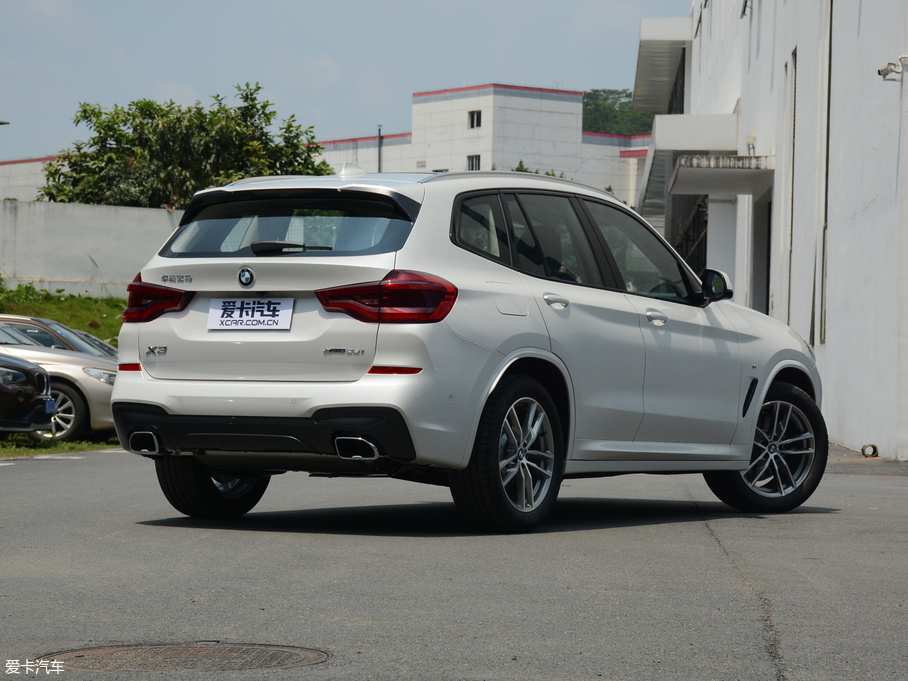 2018RX3 xDrive 25i M\b