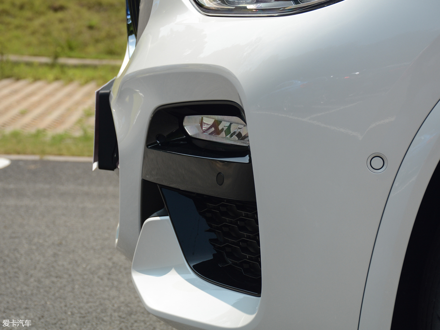 2018RX3 xDrive 25i M\(yn)b