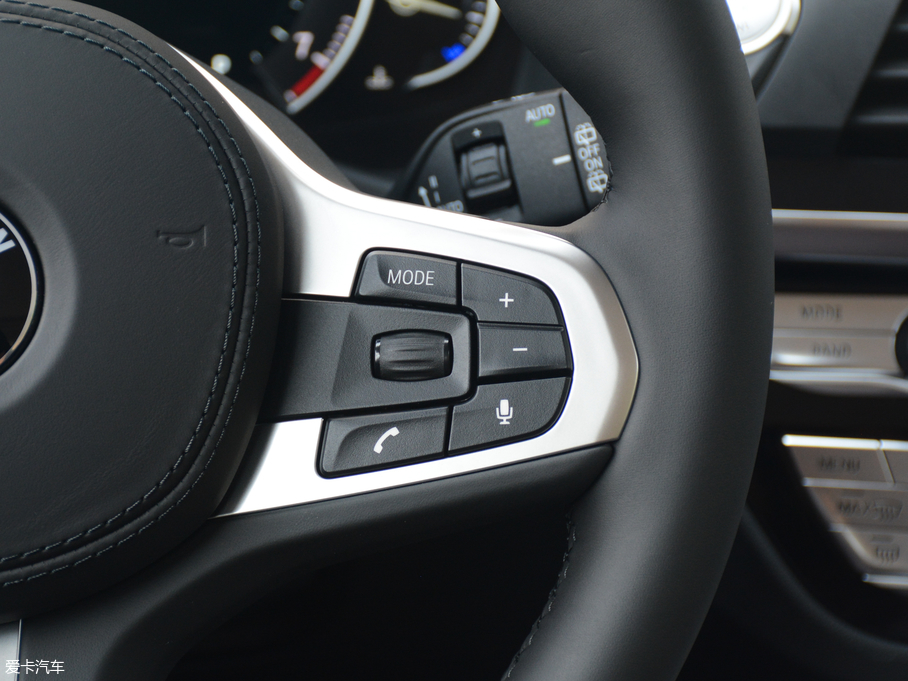 2018RX3 xDrive 25i M\b