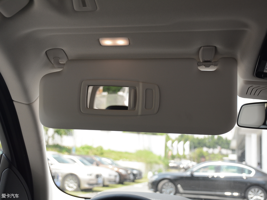 2018RX3 xDrive 25i Ab