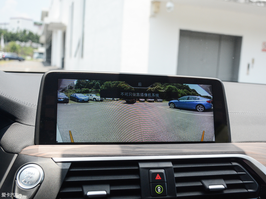 2018RX3 xDrive 25i Ab