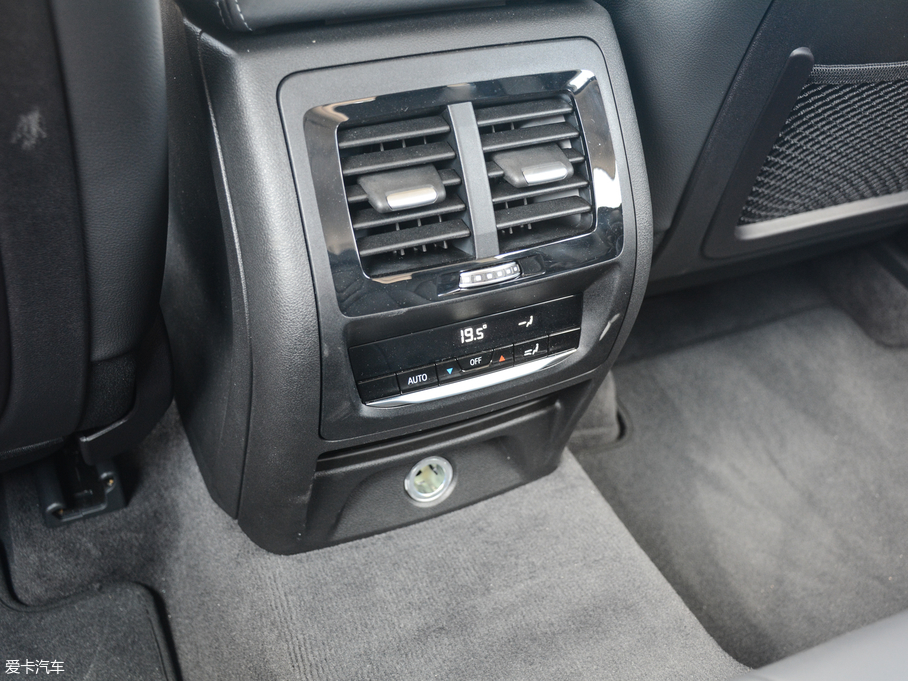 2018RX3 xDrive 25i Ab