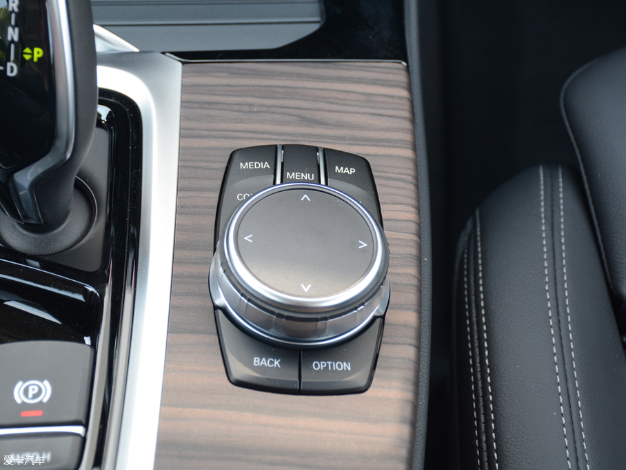 2018RX3 xDrive 25i Ab