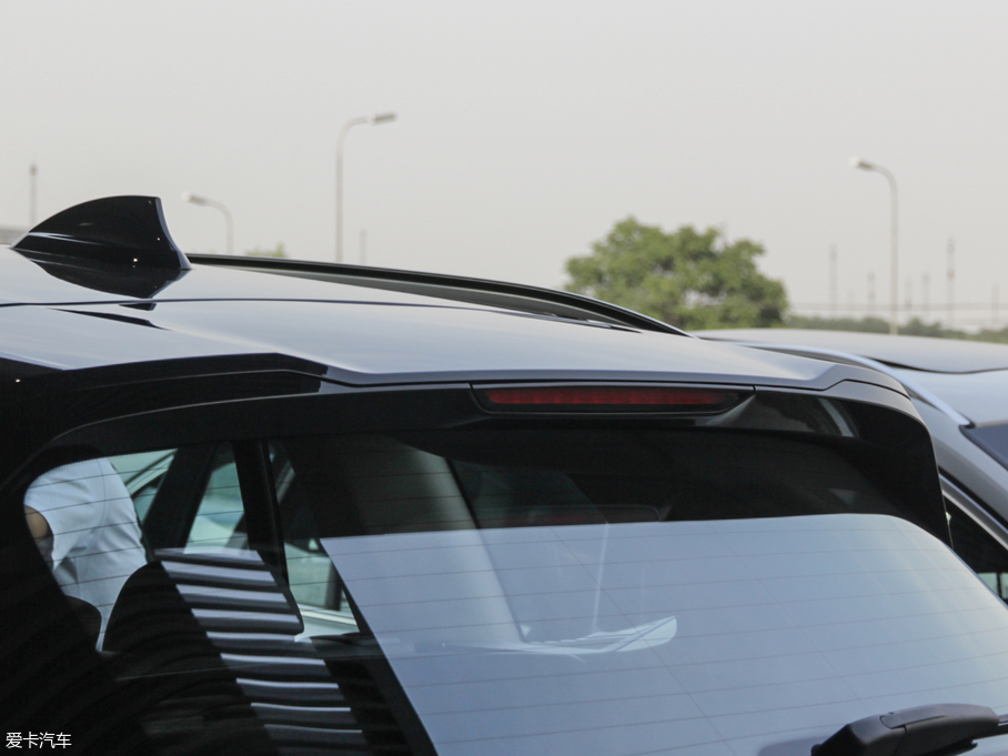 2018RX3 xDrive 28i Ab