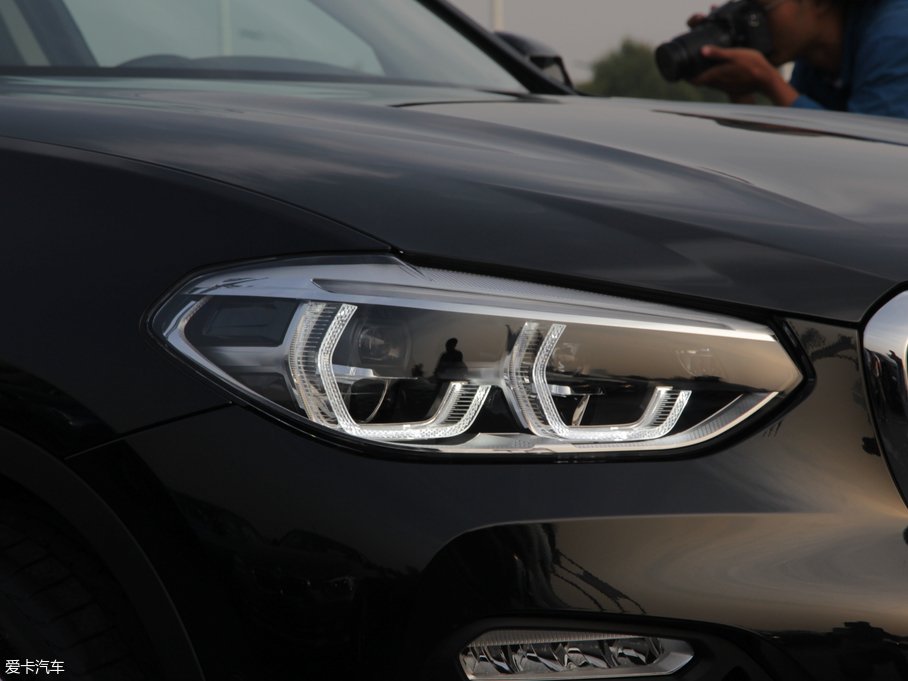 2018RX3 xDrive 28i Ab