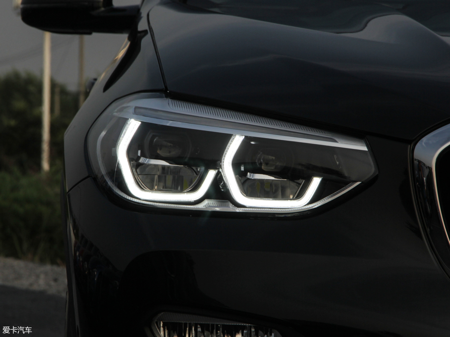 2018RX3 xDrive 28i Ab