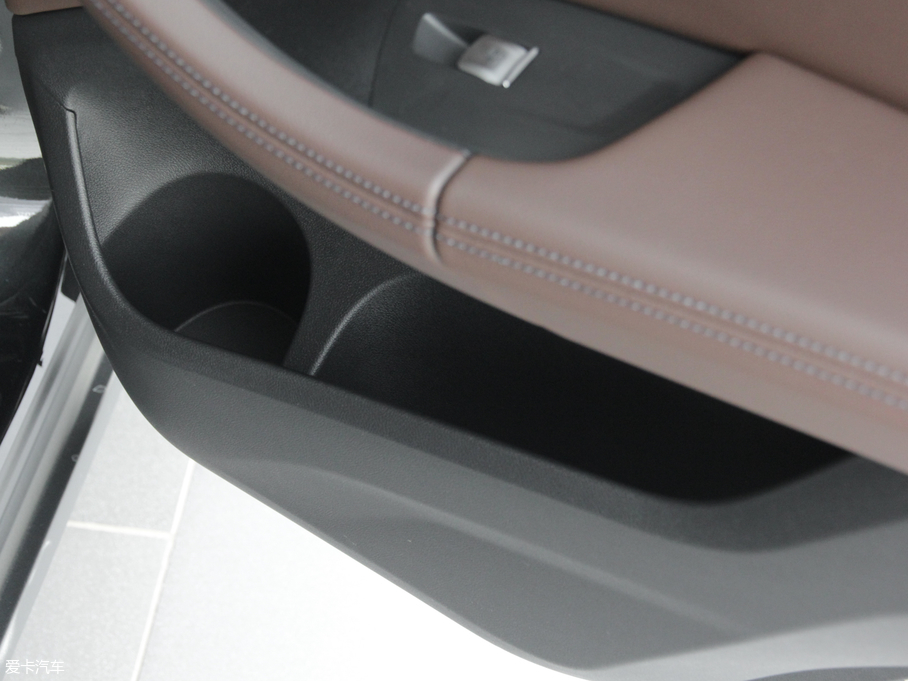 2018RX3 xDrive 28i Ab