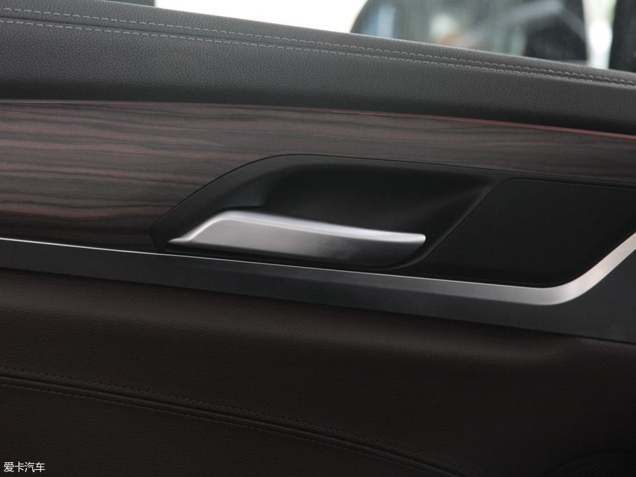 2018RX3 xDrive 28i Ab