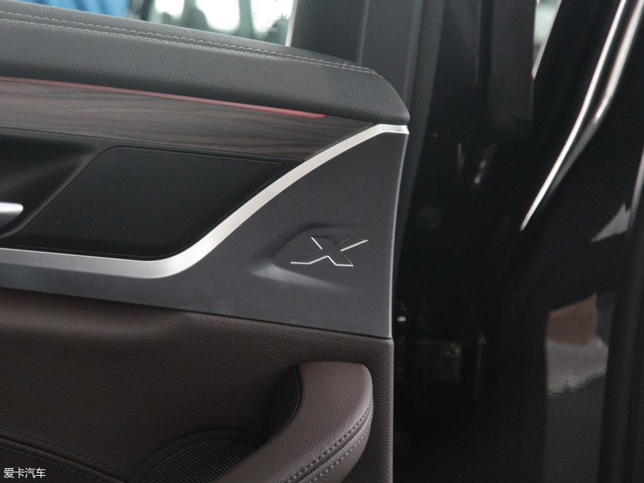 2018RX3 xDrive 28i Ab