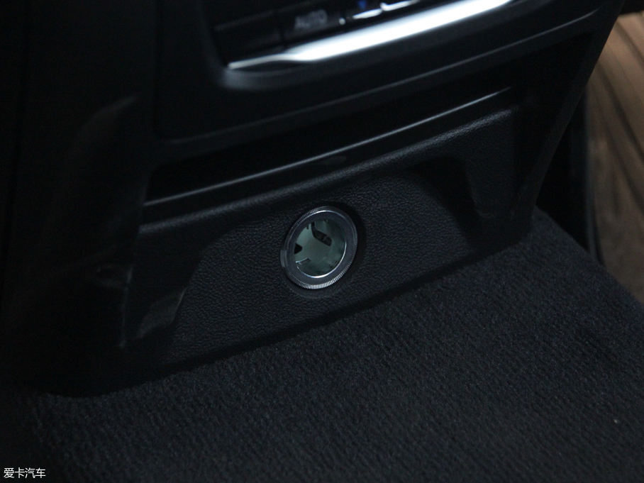 2018RX3 xDrive 28i Ab