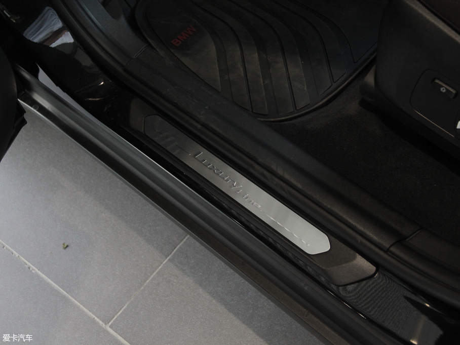 2018RX3 xDrive 28i Ab